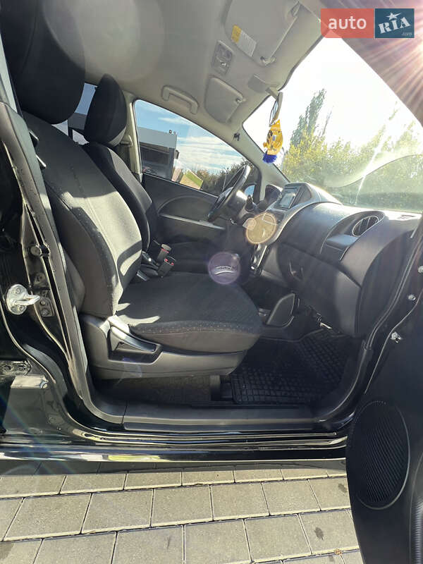 Хэтчбек Mitsubishi i-MiEV 2011 в Каменец-Подольском фото 11 Хэтчбек Mitsubishi i-MiEV 2011 в Каменец-Подольском