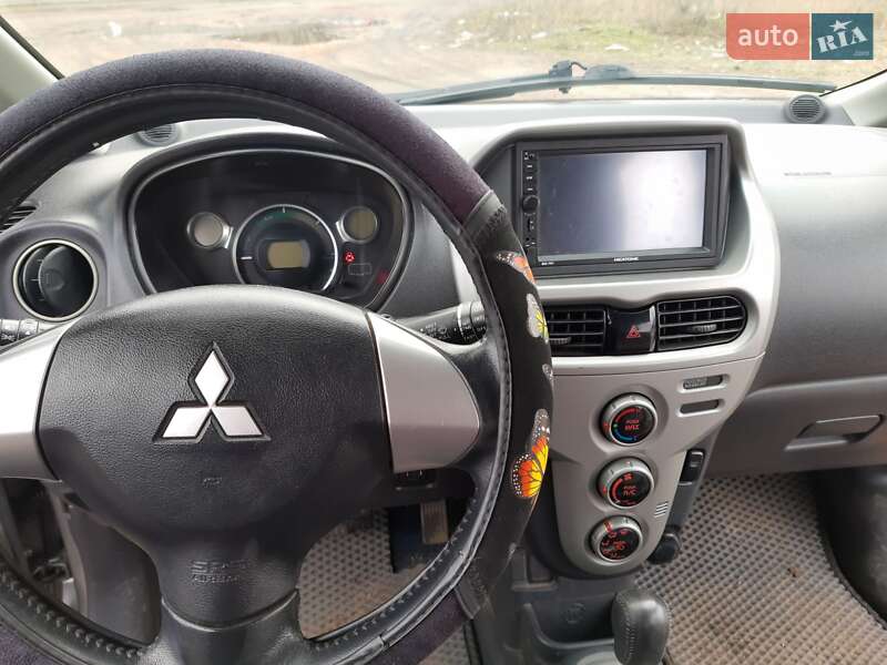 Хэтчбек Mitsubishi i-MiEV 2011 в Черкассах