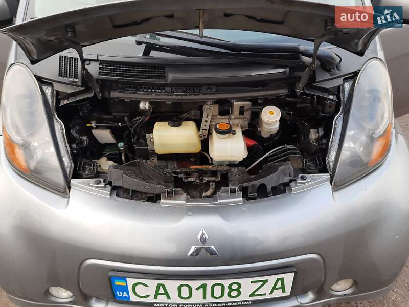 Хэтчбек Mitsubishi i-MiEV 2011 в Черкассах