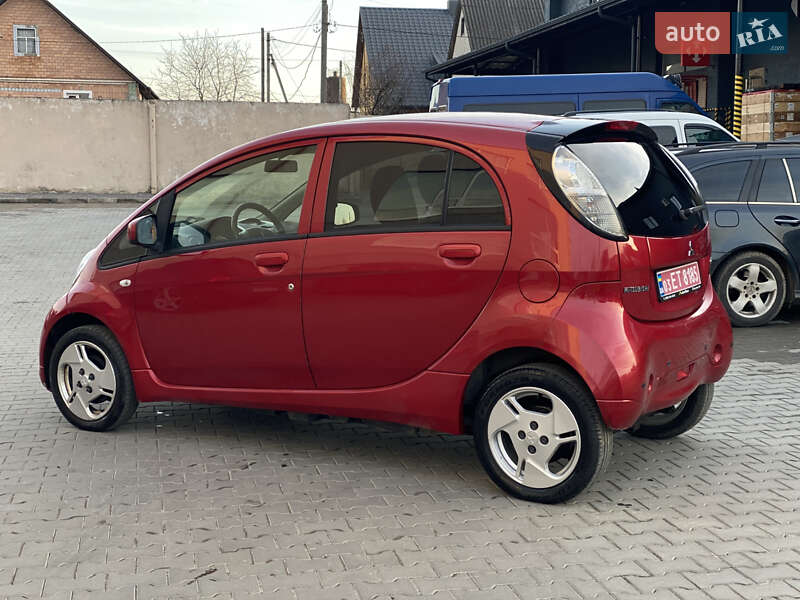 Хэтчбек Mitsubishi i-MiEV 2013 в Луцке