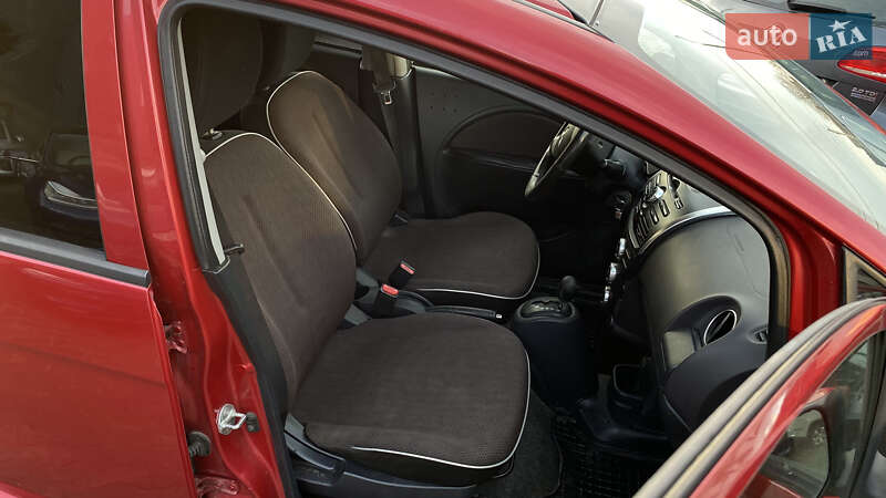 Хэтчбек Mitsubishi i-MiEV 2013 в Луцке