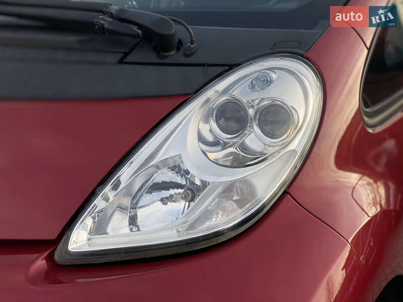 Хэтчбек Mitsubishi i-MiEV 2013 в Луцке