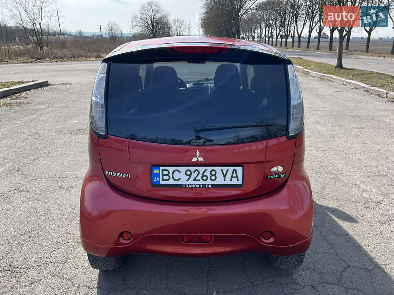 Хэтчбек Mitsubishi i-MiEV 2015 в Владимире