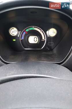 Хэтчбек Mitsubishi i-MiEV 2011 в 