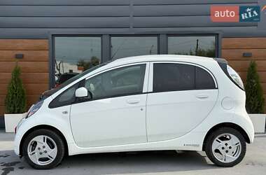 Хэтчбек Mitsubishi i-MiEV 2011 в 