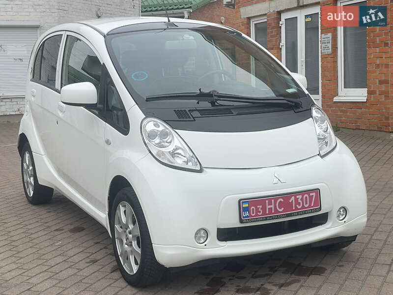 Хетчбек Mitsubishi i-MiEV 2015 в Дрогобичі