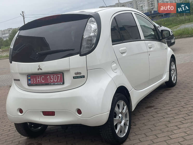 Хетчбек Mitsubishi i-MiEV 2015 в Дрогобичі