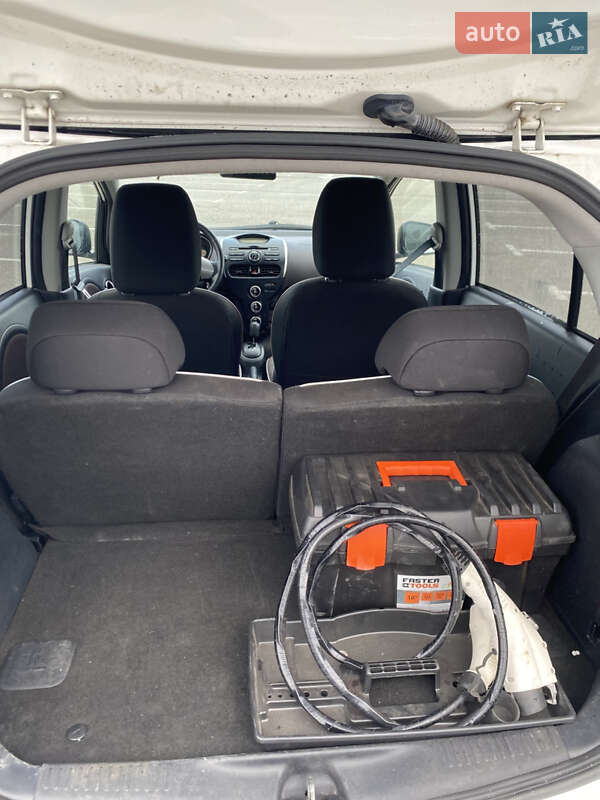 Хэтчбек Mitsubishi i-MiEV 2011 в Черновцах