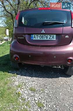 Хэтчбек Mitsubishi i-MiEV 2012 в 
