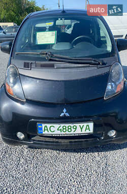 Хетчбек Mitsubishi i-MiEV 2011 в 