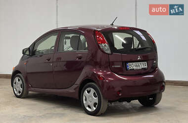 Хэтчбек Mitsubishi i-MiEV 2012 в 