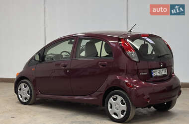 Хэтчбек Mitsubishi i-MiEV 2012 в 