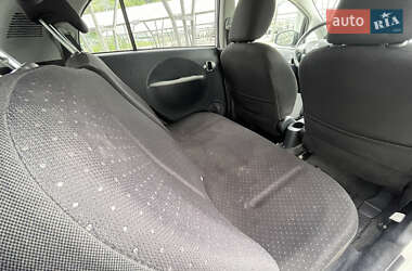 Хетчбек Mitsubishi i-MiEV 2011 в 