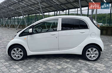 Хетчбек Mitsubishi i-MiEV 2011 в 