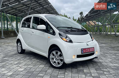 Хетчбек Mitsubishi i-MiEV 2011 в 