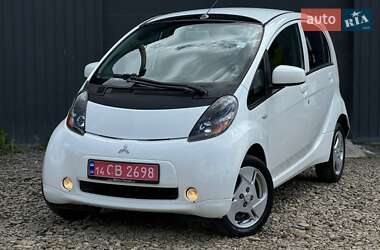 Хетчбек Mitsubishi i-MiEV 2012 в 