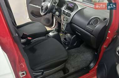 Хэтчбек Mitsubishi i-MiEV 2011 в 