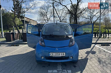 Хетчбек Mitsubishi i-MiEV 2010 в 