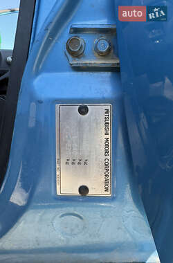 Хетчбек Mitsubishi i-MiEV 2010 в 