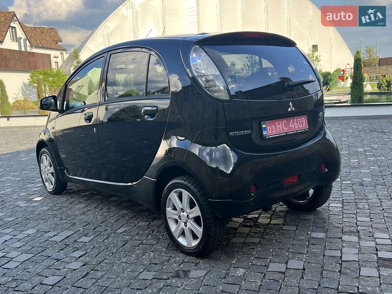 Хетчбек Mitsubishi i-MiEV 2011 в Рівному