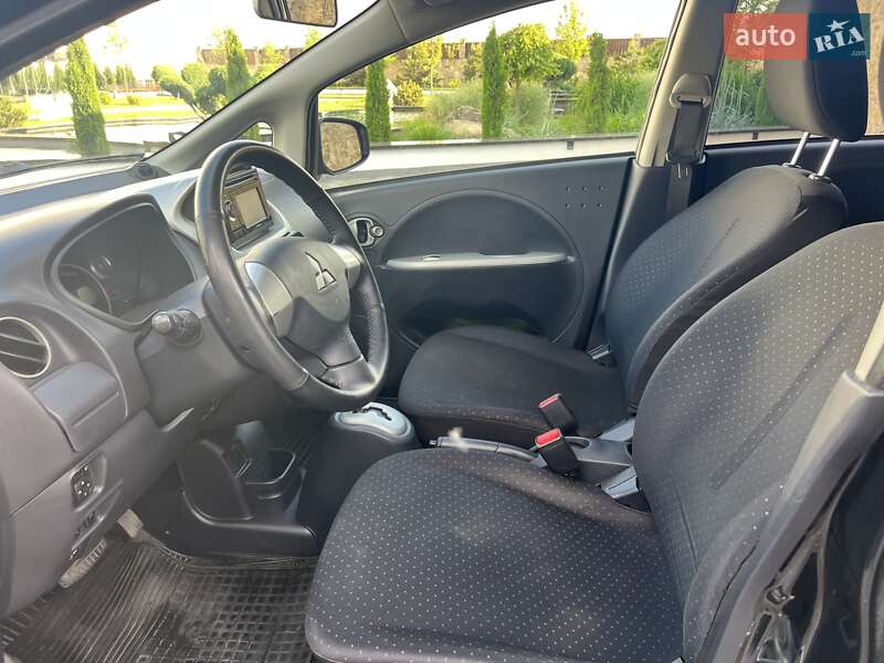 Хетчбек Mitsubishi i-MiEV 2011 в Рівному