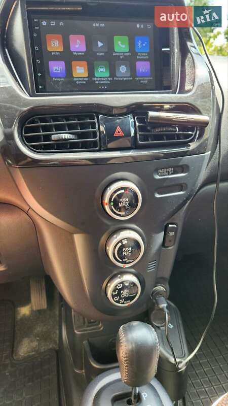 Хэтчбек Mitsubishi i-MiEV 2014 в Львове