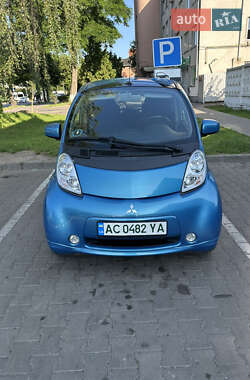 Хэтчбек Mitsubishi i-MiEV 2015 в Луцке