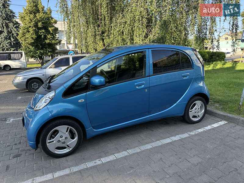 Хетчбек Mitsubishi i-MiEV 2015 в Луцьку