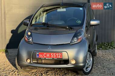 Хэтчбек Mitsubishi i-MiEV 2011 в 