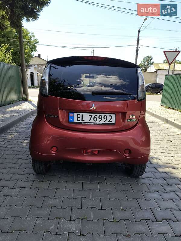 Хэтчбек Mitsubishi i-MiEV 2015 в Ивано-Франковске