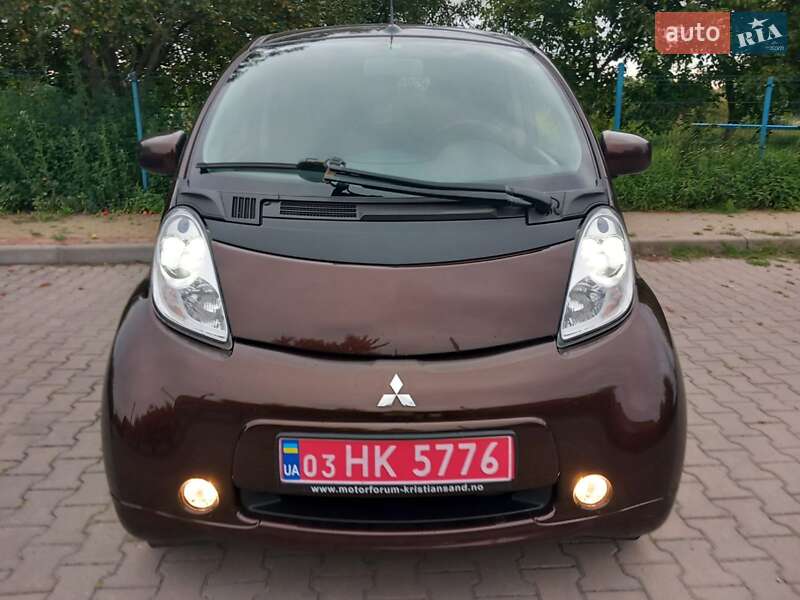 Mitsubishi i-MiEV 2016