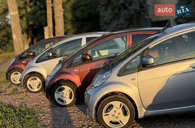 Хэтчбек Mitsubishi i-MiEV 2014 в 
