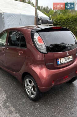 Хэтчбек Mitsubishi i-MiEV 2014 в 