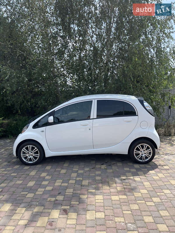 Хетчбек Mitsubishi i-MiEV 2011 в Дніпрі фото 6 Хетчбек Mitsubishi i-MiEV 2011 в Дніпрі