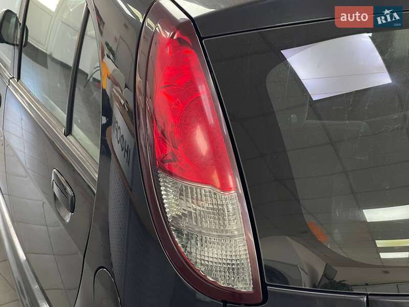 Хэтчбек Mitsubishi i-MiEV 2011 в Киеве