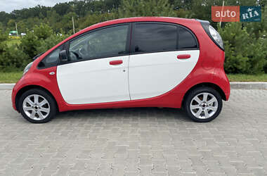 Хэтчбек Mitsubishi i-MiEV 2010 в 