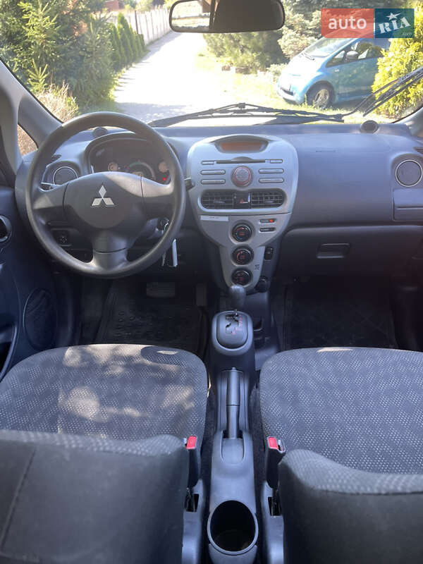 Хэтчбек Mitsubishi i-MiEV 2011 в Днепре