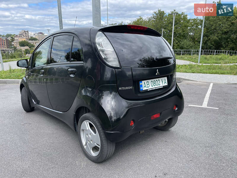 Хетчбек Mitsubishi i-MiEV 2012 в Вінниці