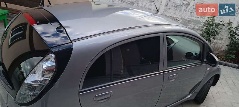 Хэтчбек Mitsubishi i-MiEV 2010 в Луцке