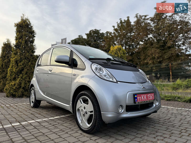 Хэтчбек Mitsubishi i-MiEV 2015 в Луцке