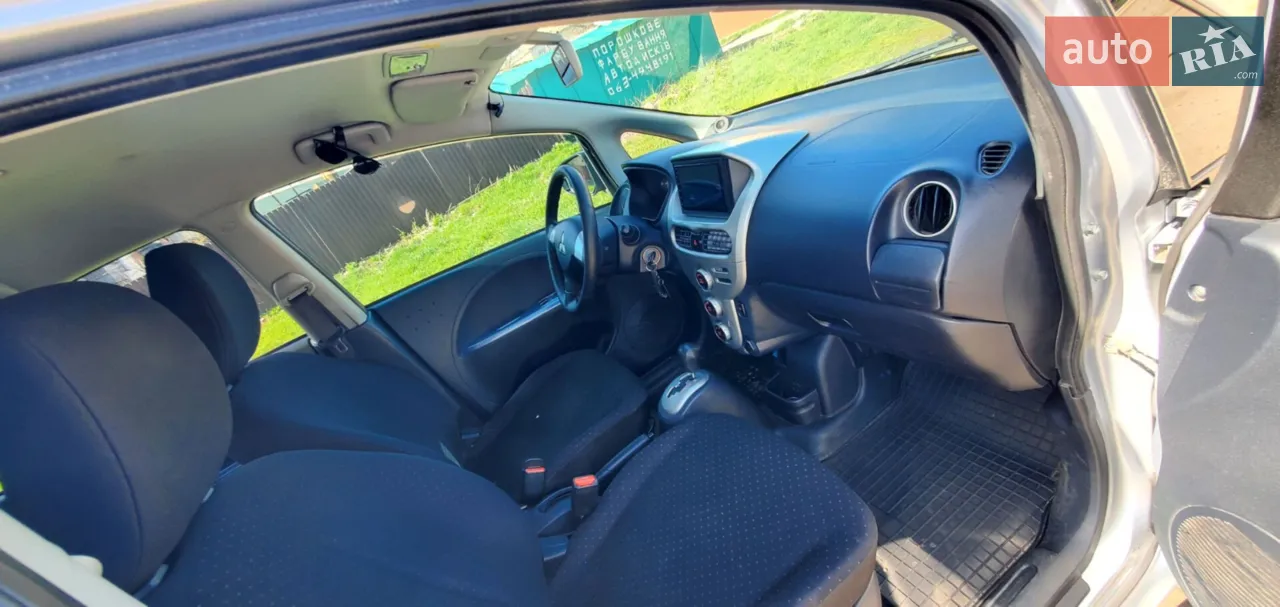 2012 Mitsubishi i-MiEV - мініатюра 24