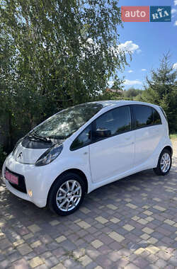 Хэтчбек Mitsubishi i-MiEV 2015 в Днепре