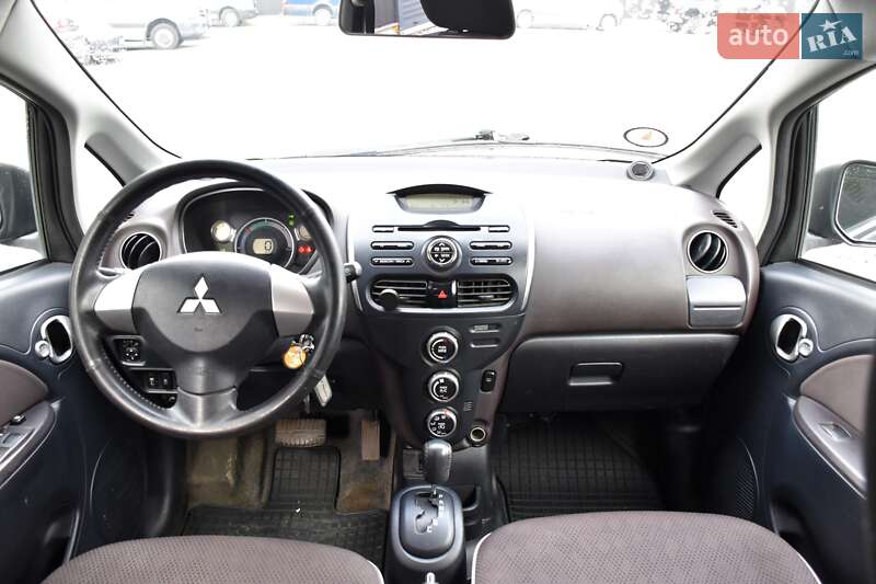 Хэтчбек Mitsubishi i-MiEV 2011 в Дрогобыче фото 18 Хэтчбек Mitsubishi i-MiEV 2011 в Дрогобыче