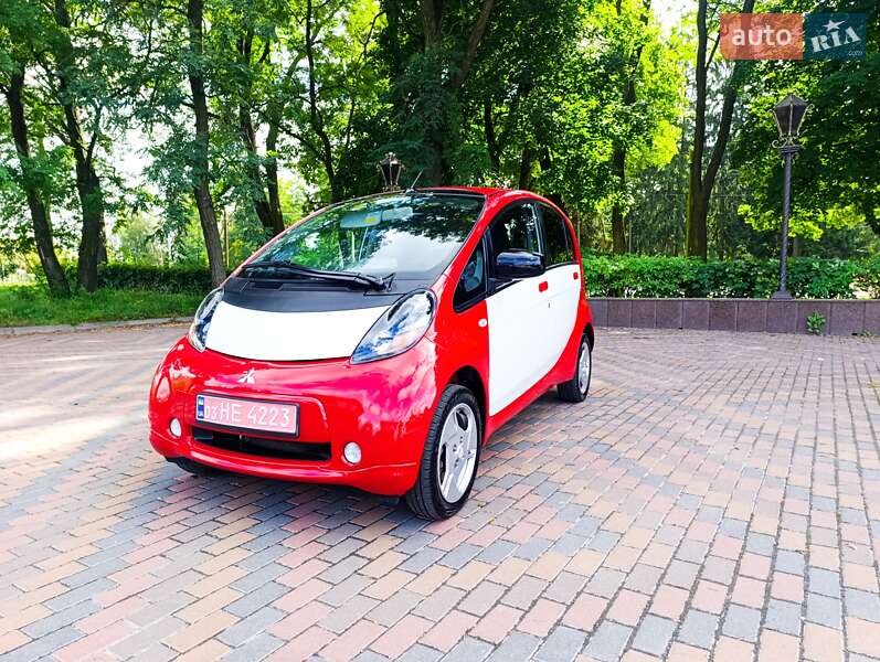 Хэтчбек Mitsubishi i-MiEV 2011 в Звягеле
