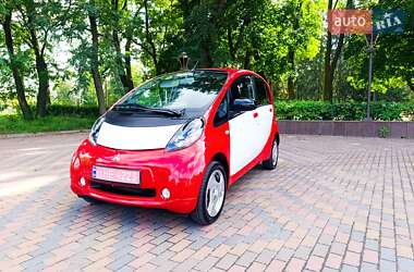 Хетчбек Mitsubishi i-MiEV 2011 в 