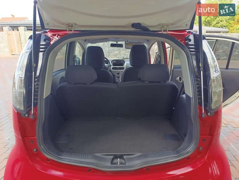 Хэтчбек Mitsubishi i-MiEV 2011 в Звягеле