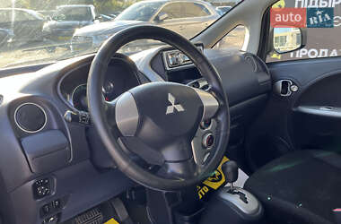 Хетчбек Mitsubishi i-MiEV 2010 в 