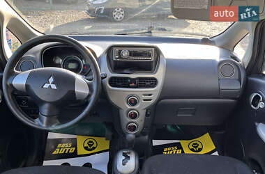 Хетчбек Mitsubishi i-MiEV 2010 в 