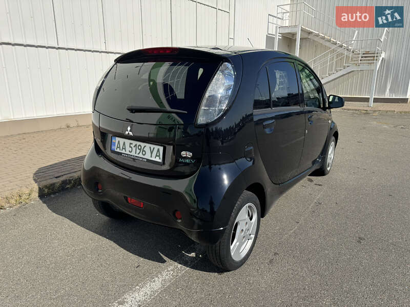 Хетчбек Mitsubishi i-MiEV 2015 в Києві