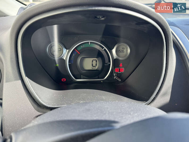 Хетчбек Mitsubishi i-MiEV 2015 в Києві